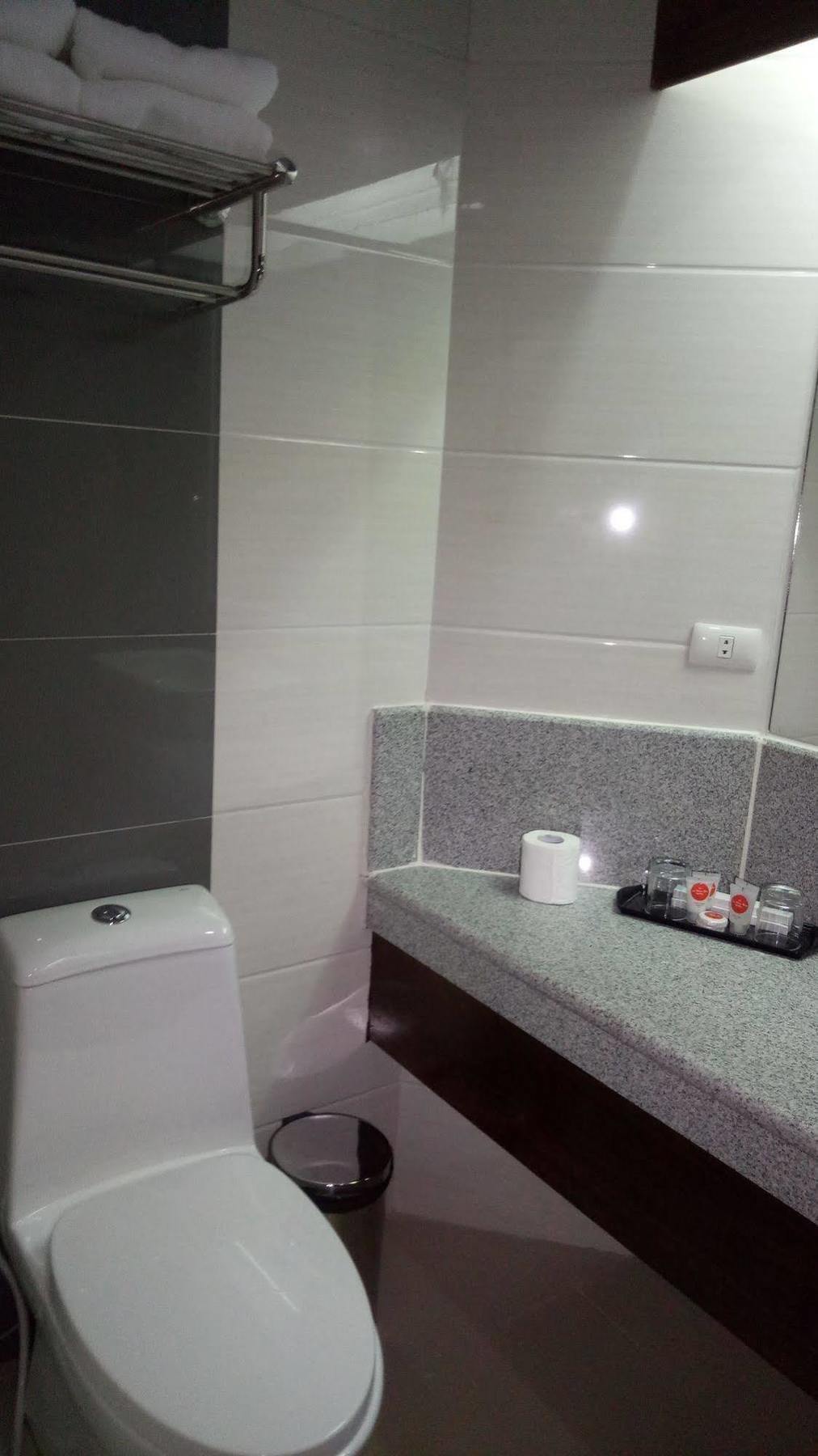 La Maja Rica Hotel Tarlac City Dış mekan fotoğraf