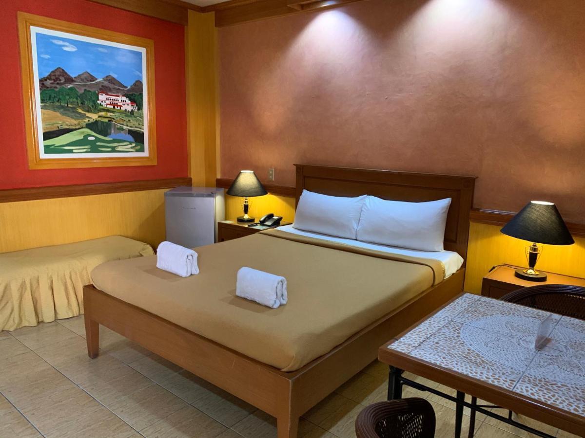 La Maja Rica Hotel Tarlac City Dış mekan fotoğraf