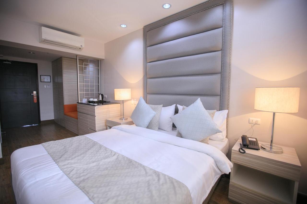 La Maja Rica Hotel Tarlac City Dış mekan fotoğraf