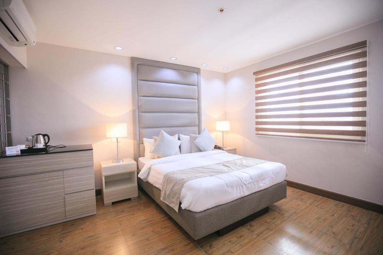 La Maja Rica Hotel Tarlac City Dış mekan fotoğraf